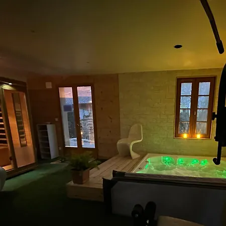 Au Coeur Du Jura Entre Comte Et Vin Jaune, Comte Holiday home